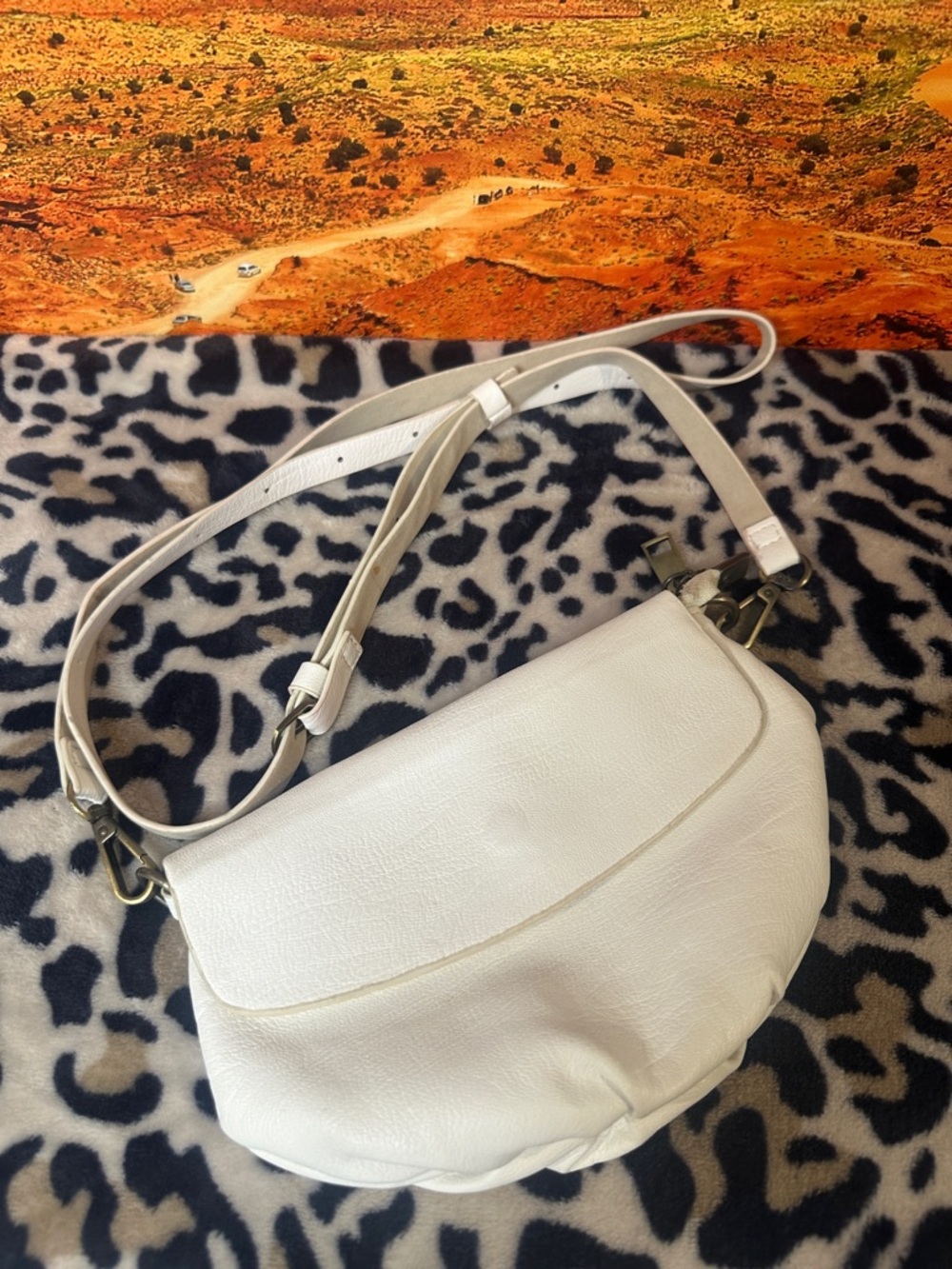 Anthropologie Cream Leather Shoulder Bag /Convertible Belt with Extra Strap
